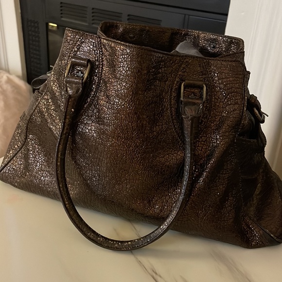 Fendi large shoulder bag …. Collector item … metallic brown good condition - Picture 3 of 3